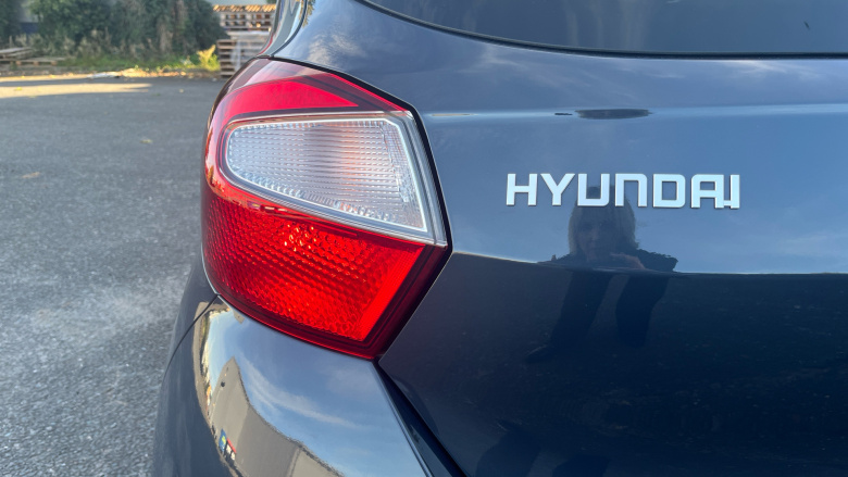 Hyundai i10 1.0 [63] Premium 5dr Auto [Nav] Petrol Hatchback